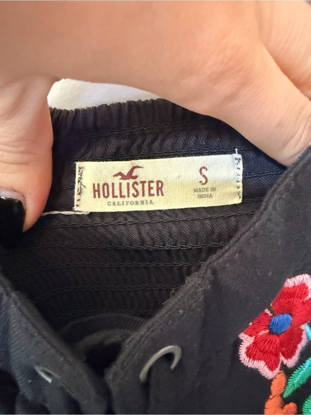 Hollister floral lace up romper - Picture 5 of 5
